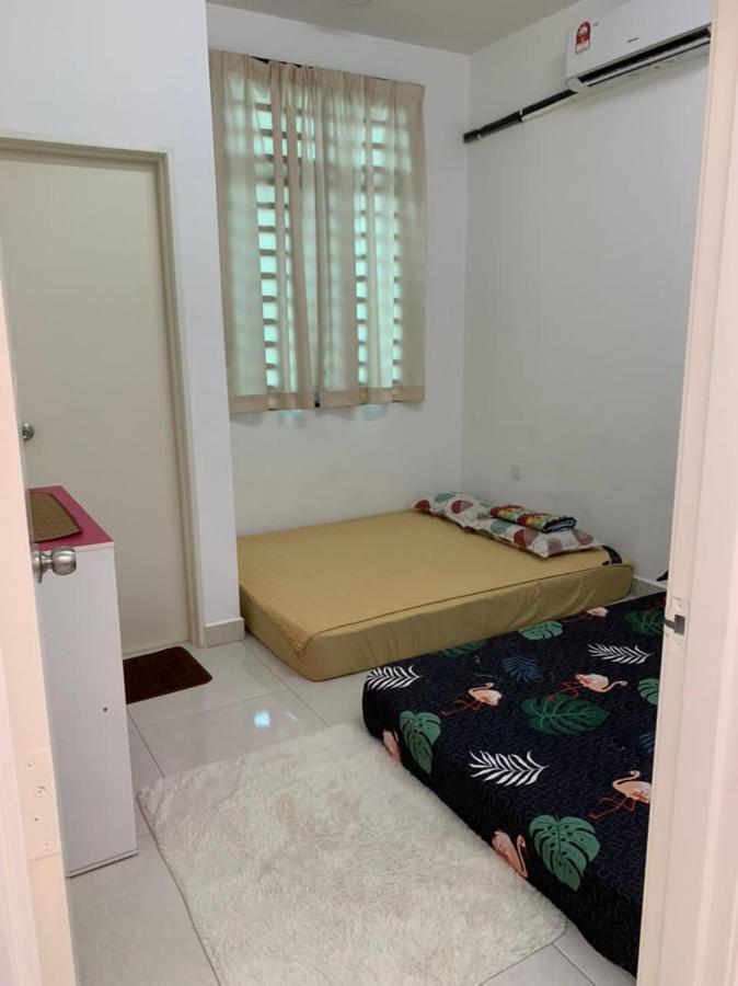 Hadeerna Homestay - Double Storey Terrace Chemor Ngoại thất bức ảnh